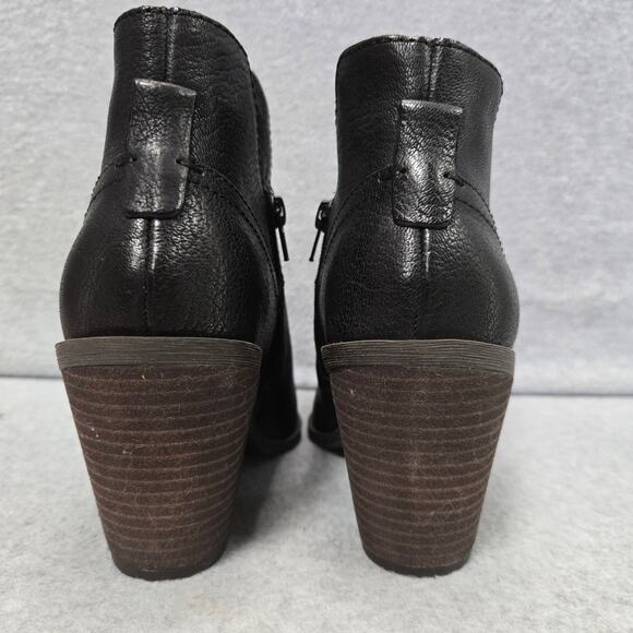 Crown Vintage Stavie Heeled Booties Size 10 - Picture 4 of 9